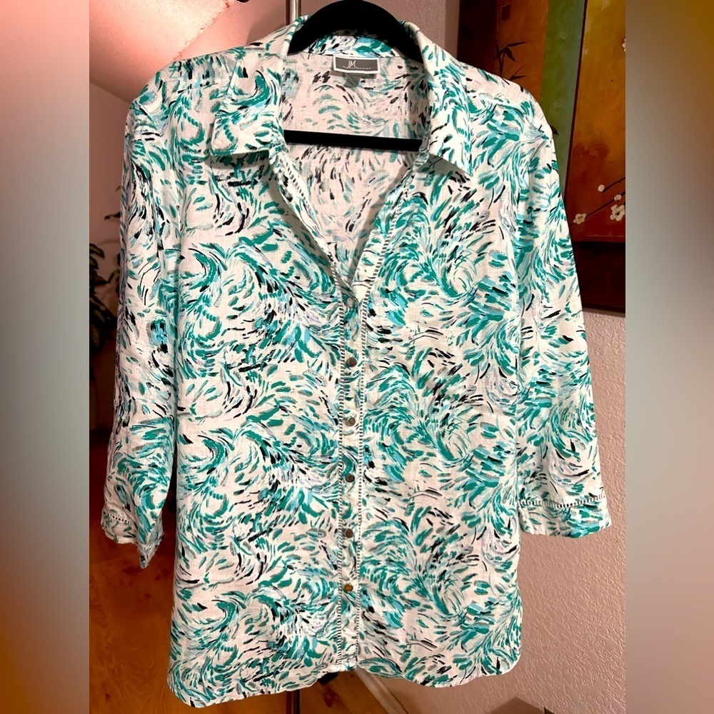 JM Collection 3/4 button down shirt size 16